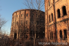 Zabytkowe rotundy Gazowni Miejskiej przy ul. Prądzyńskiego, mieszczące dawniej zbiorniki gazu