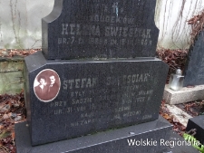 Grób Heleny Świeściak i Stefana Świeściaka na cmentarzu ewangelicko-reformowanym