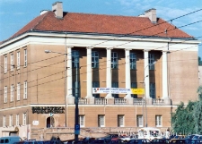 Gmach Biblioteki Publicznej w Dzielnicy Wola